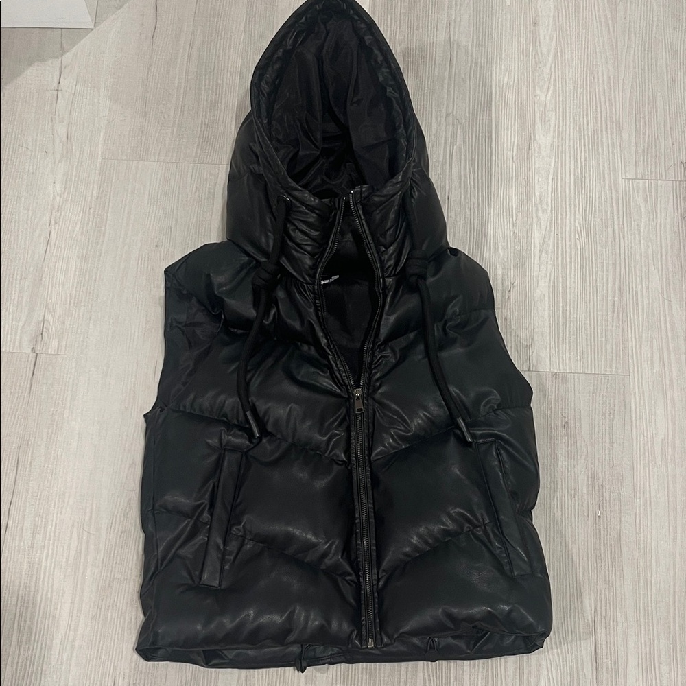 Black Puffer Vest with Hood - Picture 1 of 3